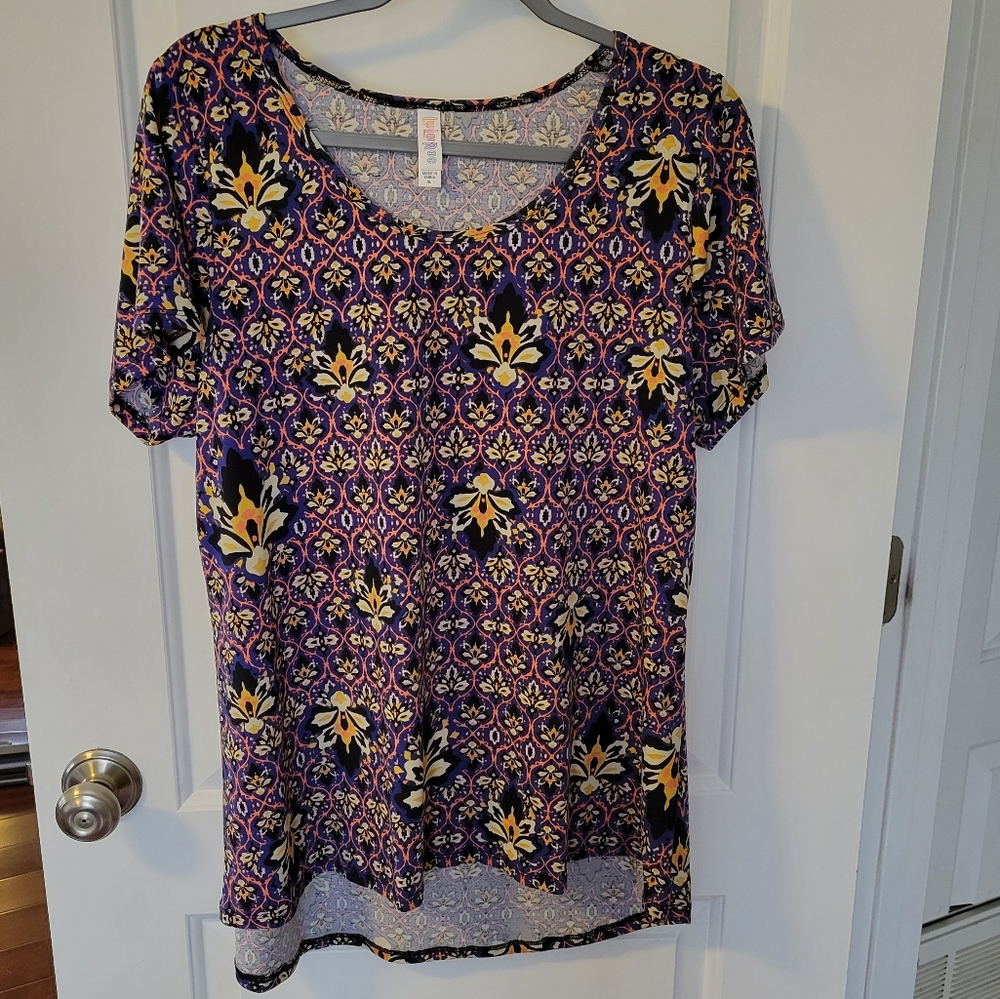 Lularoe Classic T